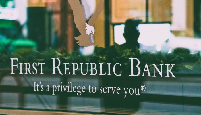 Borsa First Republic Bank